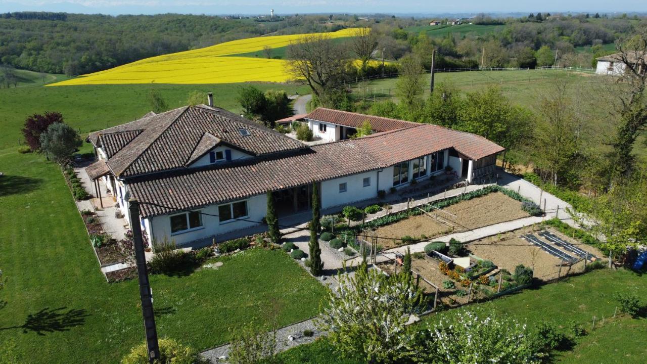 Ferienwohnung Au Pajot Ambax Exterior photo