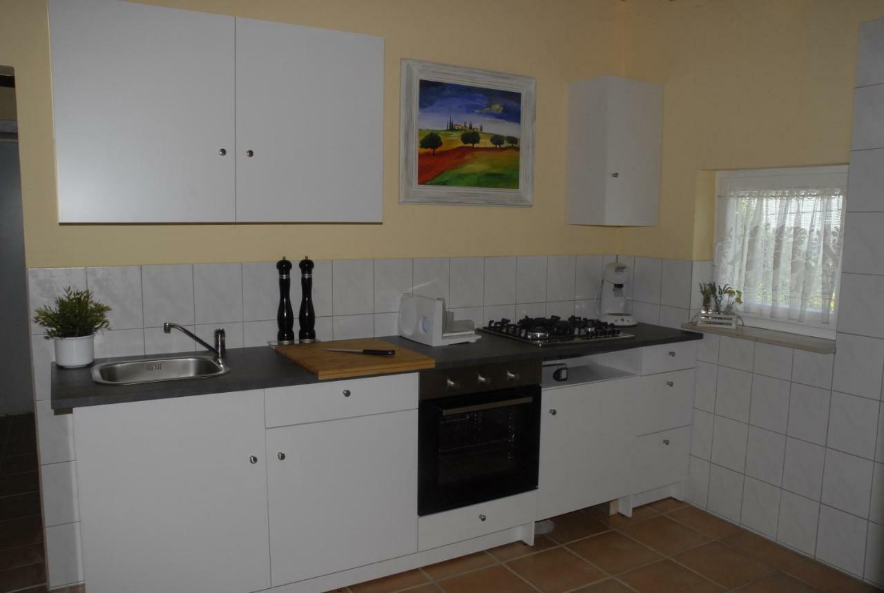 Ferienwohnung Au Pajot Ambax Exterior photo