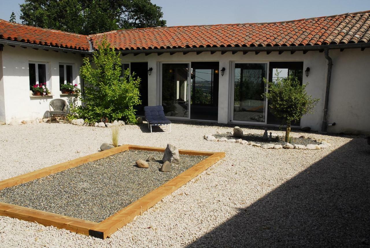 Ferienwohnung Au Pajot Ambax Exterior photo